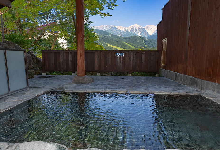 4つの日帰り温泉と3つの足湯